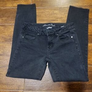 Woman's American Eagle pants